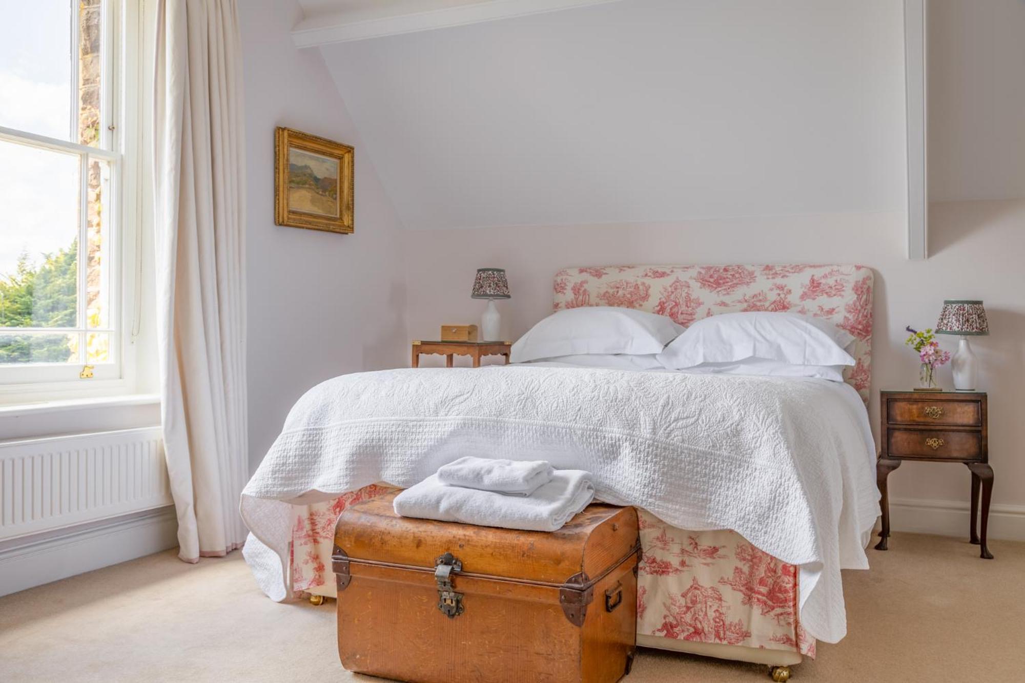Overtown Manor Bed And Breakfast 스윈던 외부 사진